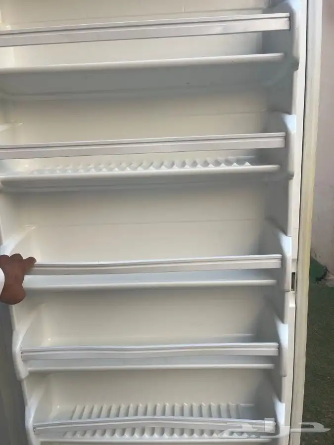 فريزر عمودي Frigidaire (فريجيدير) 2