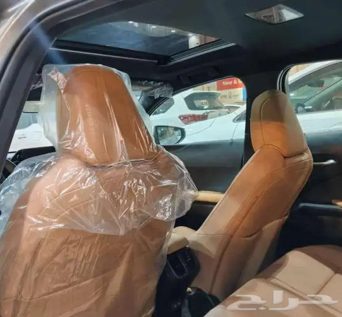 لكزس  UX 300.AH موديل 2025 حبه فقط 18