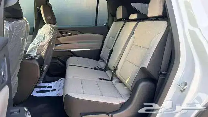 شفروليه ترافيرس ال تي موديل 2025 لدى شركة الخضر للسيارات 9