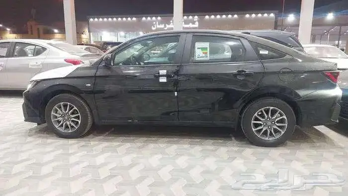تويوتا يارس 2026 Y سعودي اسود 4