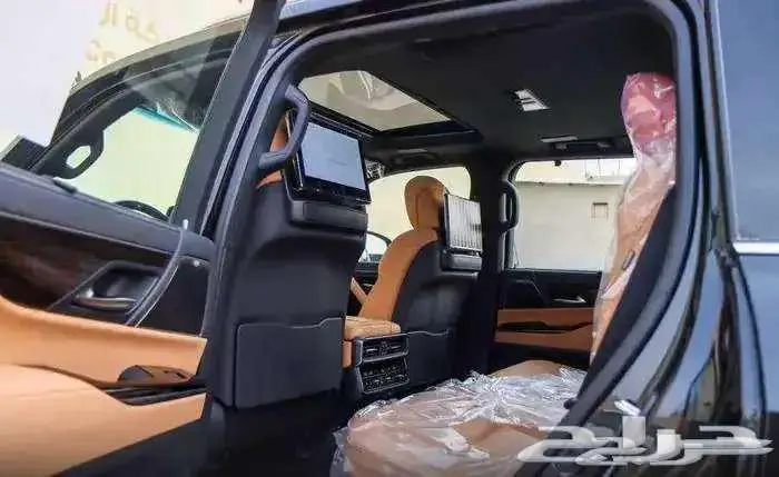 لكزس LX600BB اسود 2025 8
