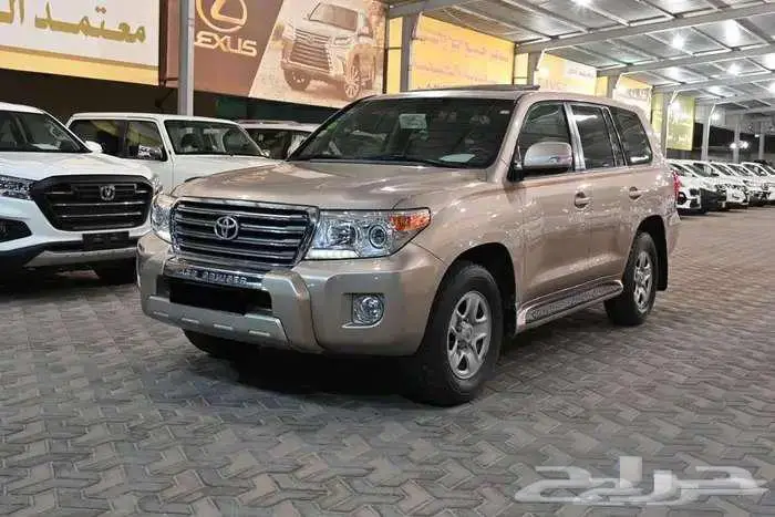 تويوتا لاندكروزر 2015 جي اكس 0