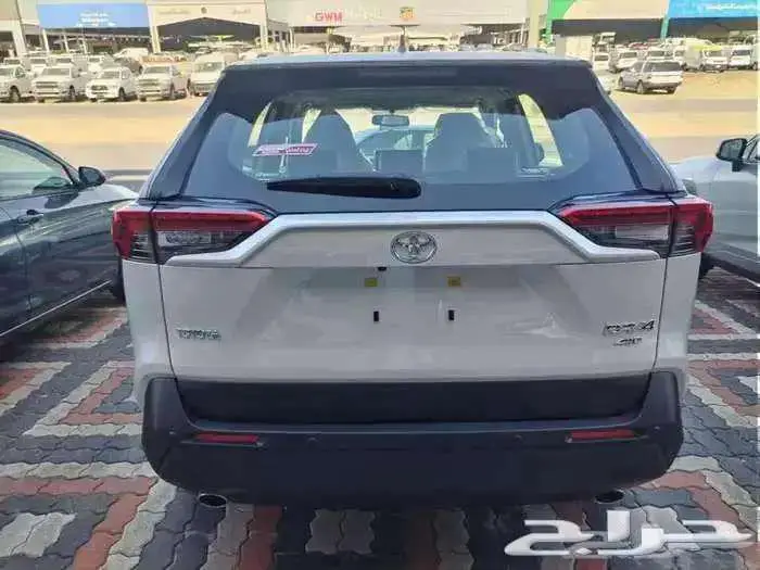 تويوتا راف فور 2025 XLE نص فل عبداللطيف جميل 10