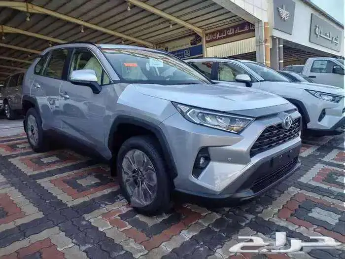 تويوتا راف فور 2025 XLE نص فل عبداللطيف جميل 2