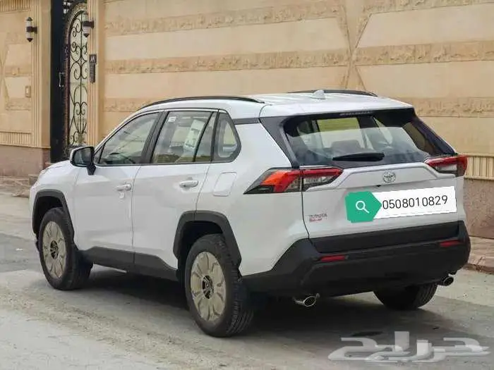 راف فور XLE فتحة ابيض 2025 5