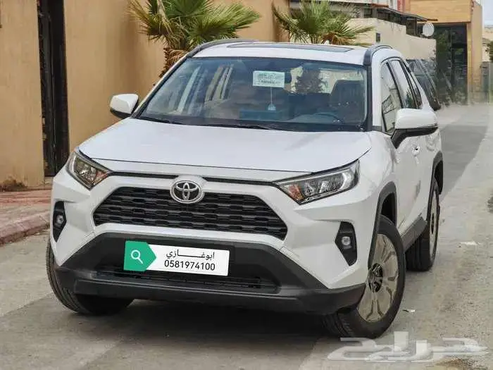 راف فور XLE فتحة ابيض 2025 1