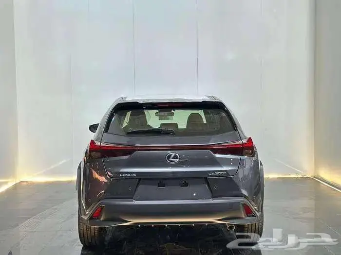 لكزس UX 300-AH هايبرد 2024 باقساط ميسرة .. 3