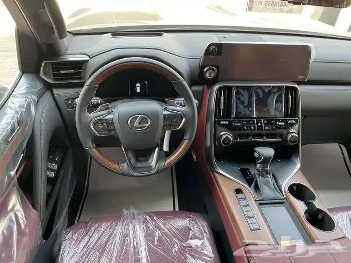 لكزس LX600 BB 2025 خليجي اسود داخلي احمر 12