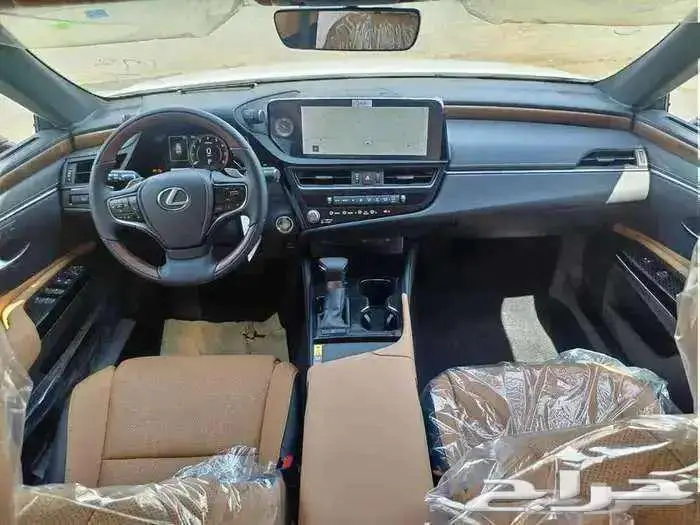 لكزس ES 350 موديل 2025 سعودى 12