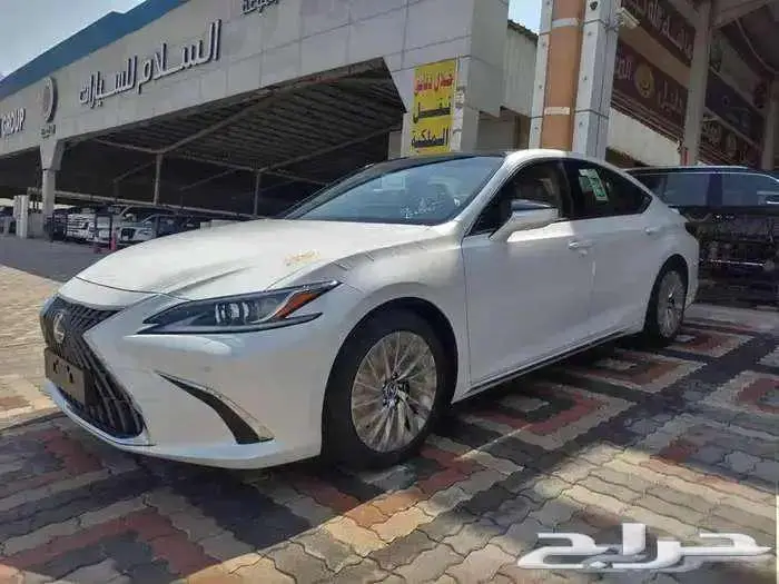 لكزس ES 350 موديل 2025 سعودى 7