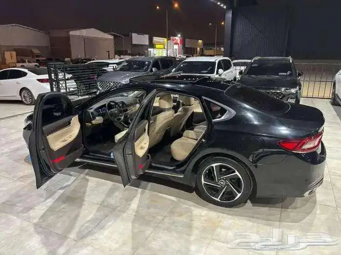 ازيرا بنزين 2019 فل بانوراما بطاقة جمركية استيراد كوريا 8