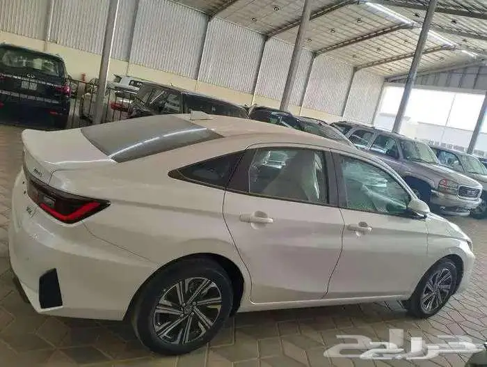 تويوتا يارس YX فل كامل 2026 كاش واقساط 1