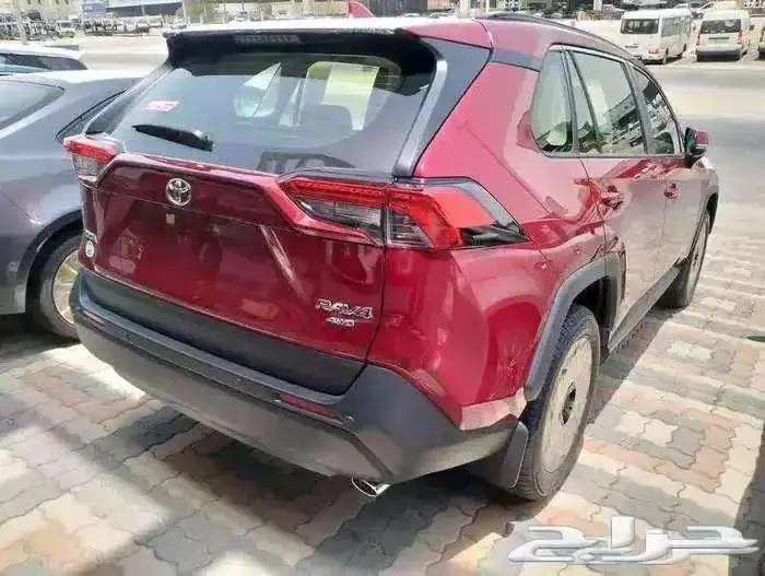 تويوتا راف فور 2025 XLE نص فل عبداللطيف جميل 9