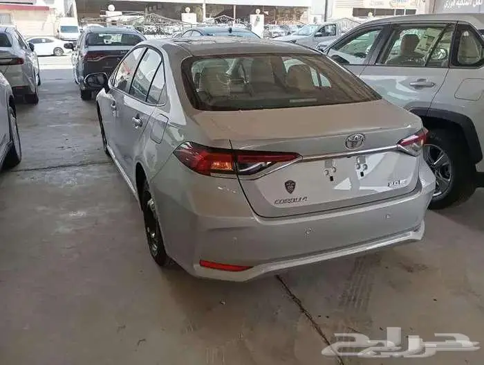 تويوتا كورولا موديل 2025 ستاندر طيس مكينه 2.0 1