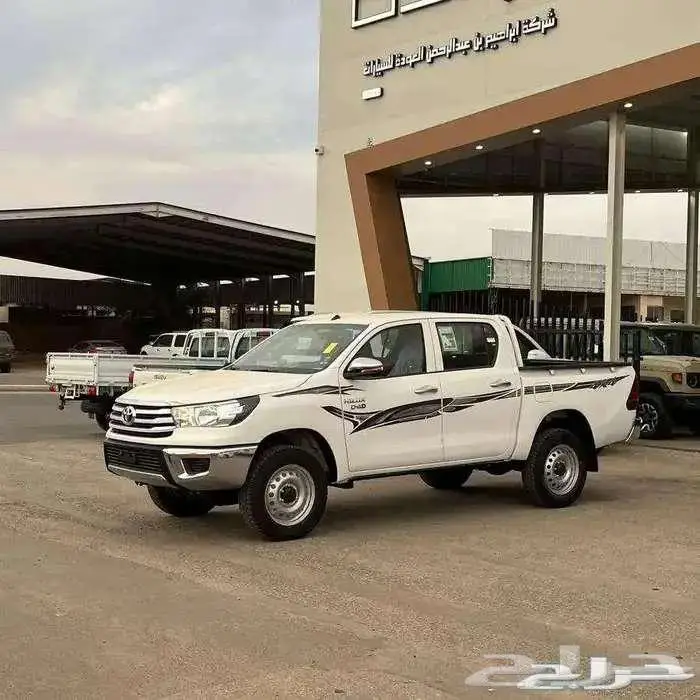 تويوتا هايلوكس غمارتين GL2 سلق 2025 اقل اسعار 1