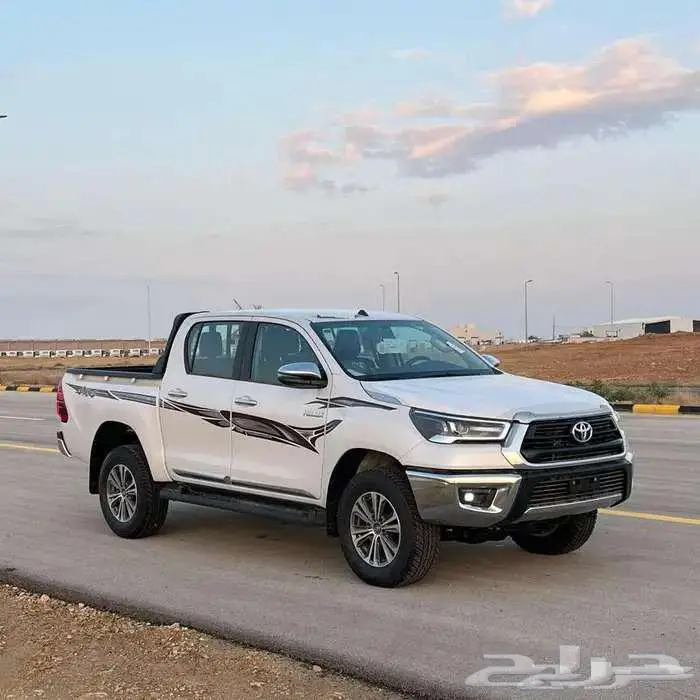 هايلكس غمارتين بنزين SGLXدبل اوتوماتيك محرك 2700سعودي 2025 0