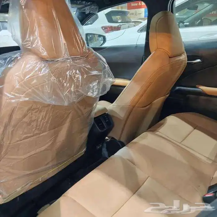 لكزس  UX 300.AH موديل 2025 حبه فقط 22