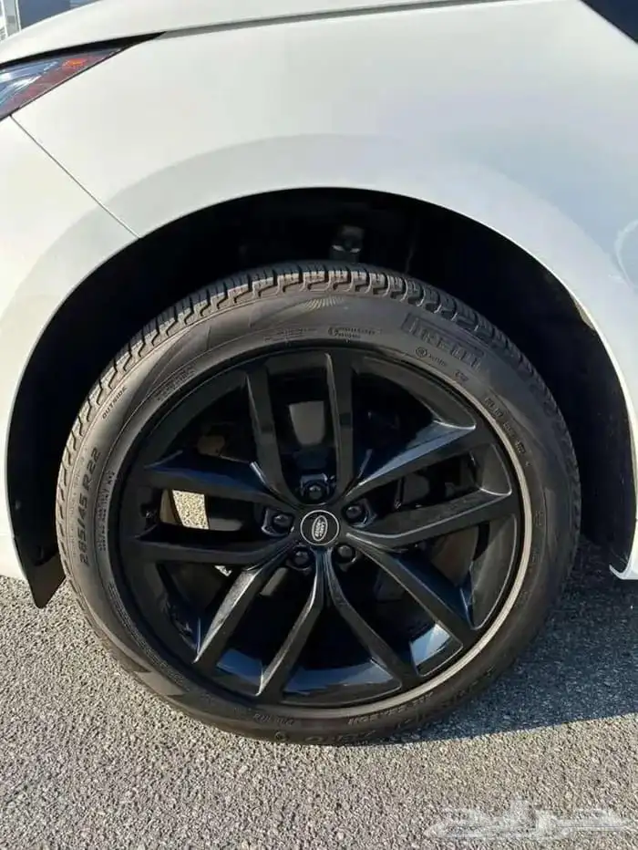 Range Rover Sport 2023 - وارد كندا   حالة نادرة جدا 2