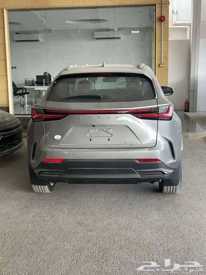 لكزس NX350 فئة AA خليجي 2025 متوفر لدى الحسن 3