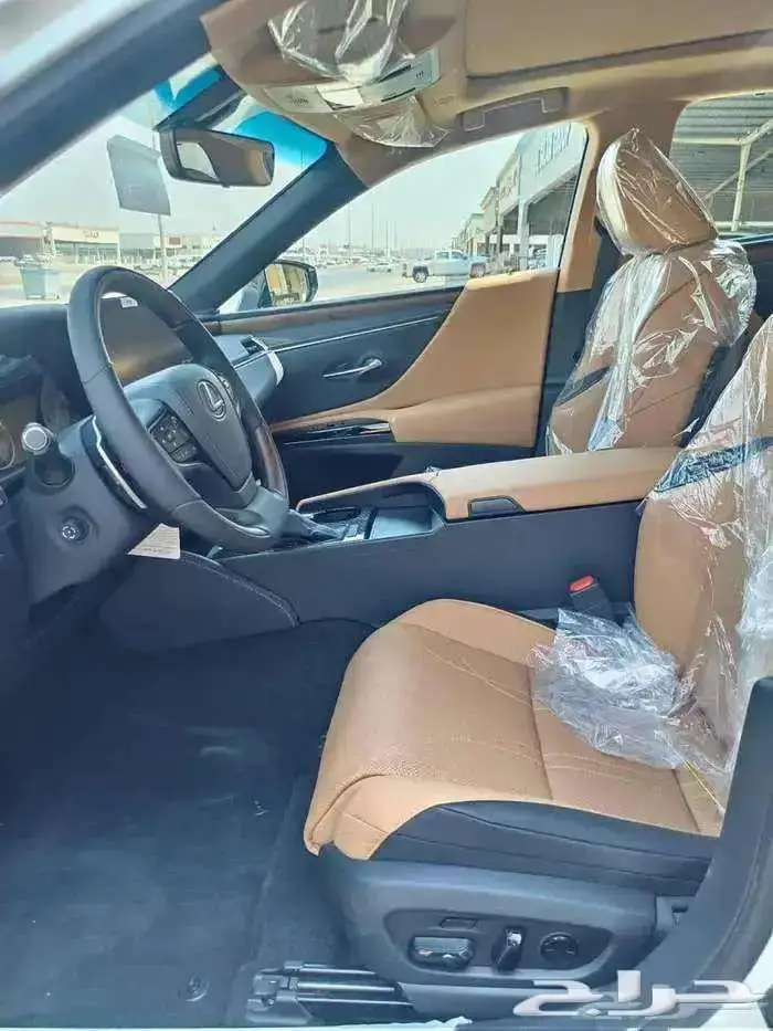 لكزس ES 350 موديل 2025 سعودى 13