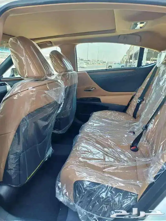 لكزس ES 350 موديل 2025 سعودى 14