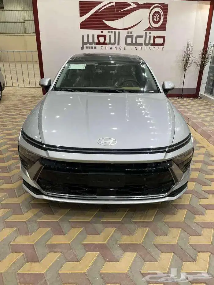 هيونداي سوناتا كومفورت موديل 2025 بسعر 113900 بالضريبه 0