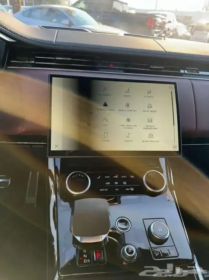 Range Rover Sport 2023 - وارد كندا   حالة نادرة جدا 3