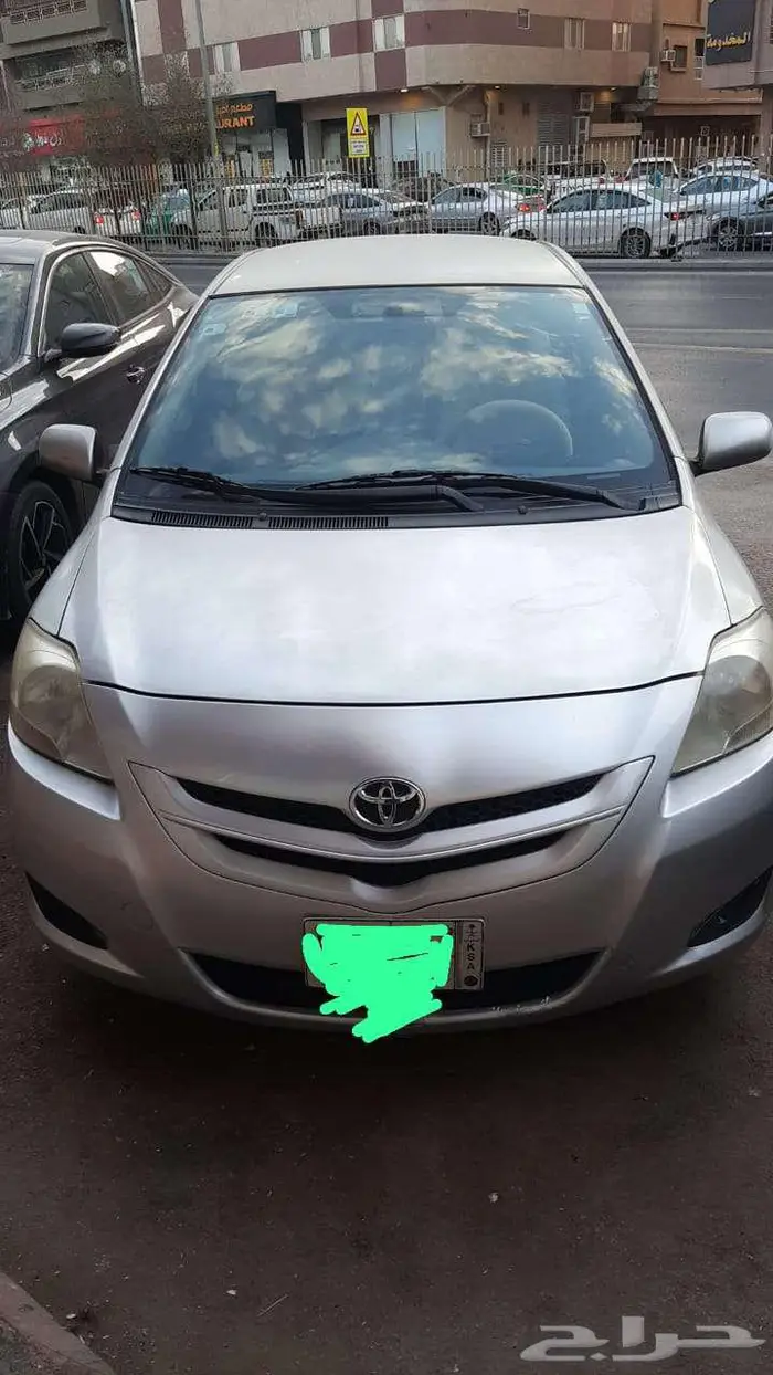 TOYOTA YARIS YX 3