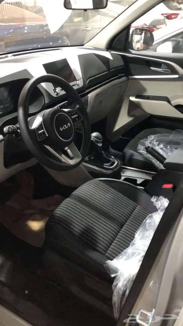 كيا كارينز نص فل الجبر موديل 2025 كاش و تقسيط 10