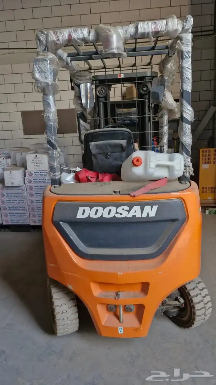 فوركلفت دوسان 2021 كهرباء مخزن اخو الجديد (مستعجل) 0