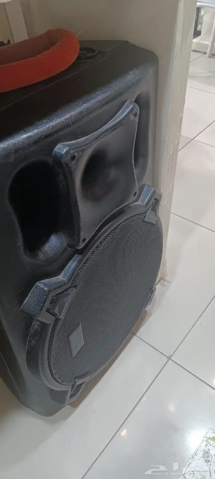 ايجار سماعات حفلات كبيرة - بروجكتر 4