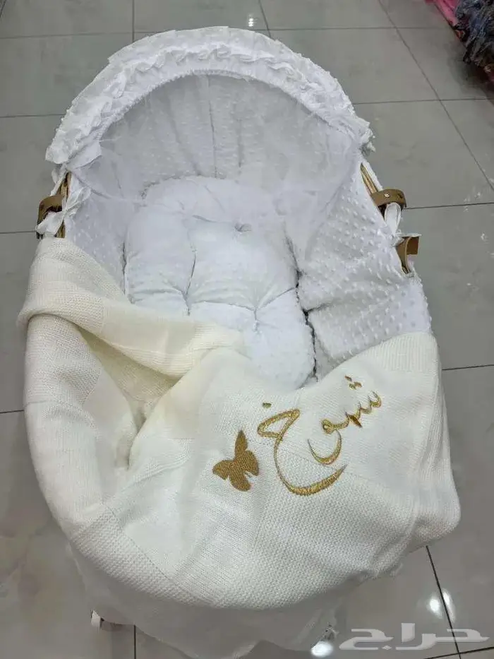 بطانية مولودك تحمل اسمه بخيوط الحب 2