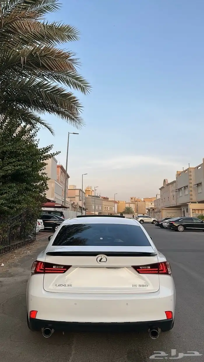 لكزس2015isF 7