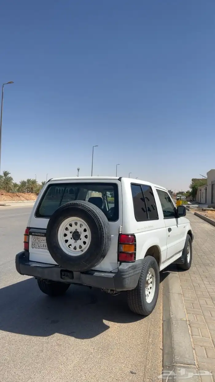 باجيرو 2001 6