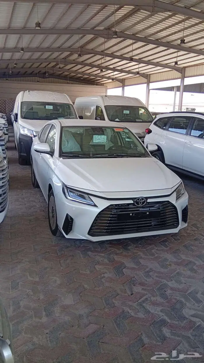 تويوتا يارس YX2026 ابيض فل كامل 1