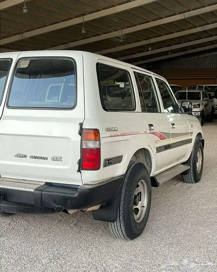 تويوتا لاندكروزر GX قير عادي 1994 10