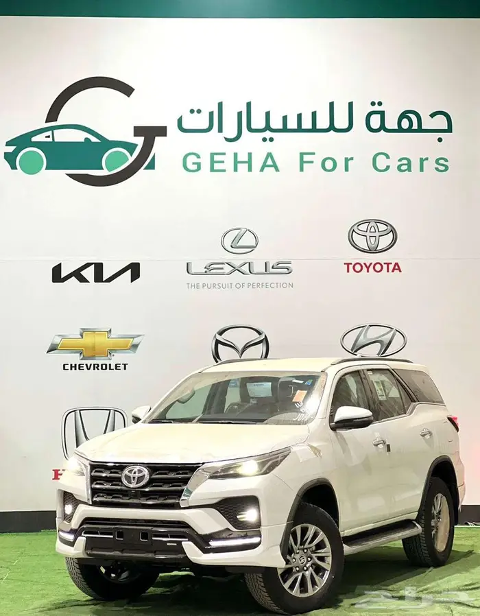 فورشنر بنزين 6سرندل VX1 2025 ويتوفر VX3 . 0