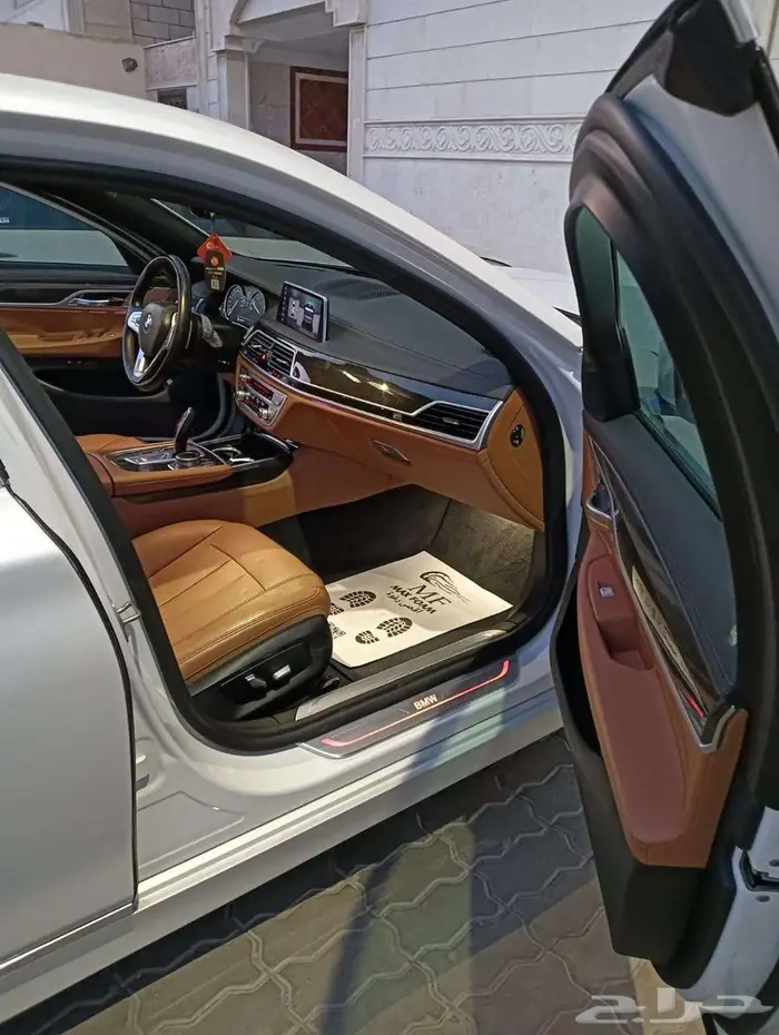 بي ام دبليو 740 LI موديل 2019 18