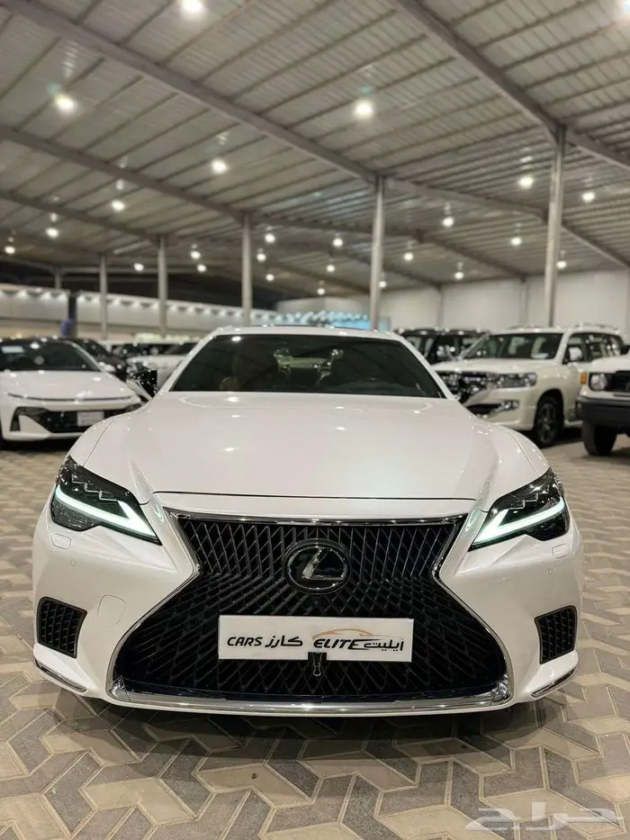 لكزس LS350 موديل 2021 0