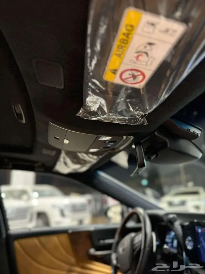 لكزس LS350 موديل 2021 14