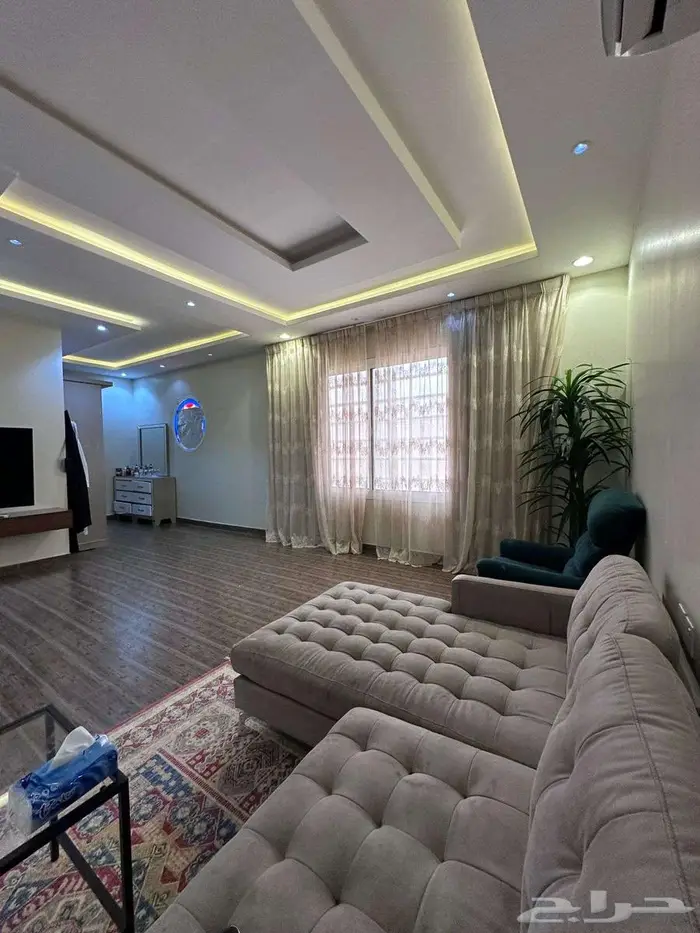 فيلا فاخرة للايجار بحي طويق 3