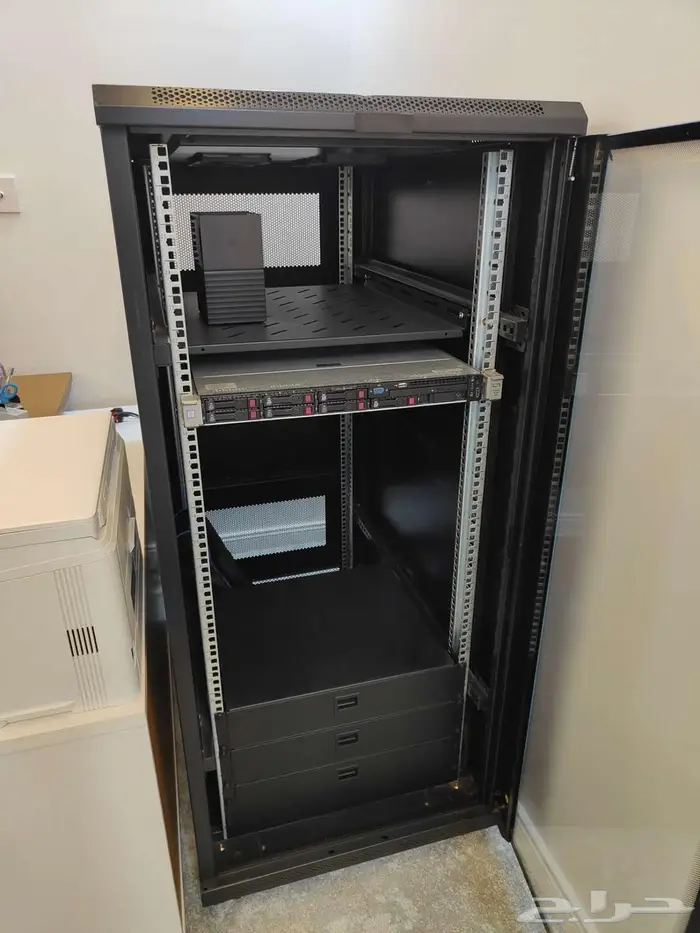 سيرفر HP DL360 Gen9 للبيع 3