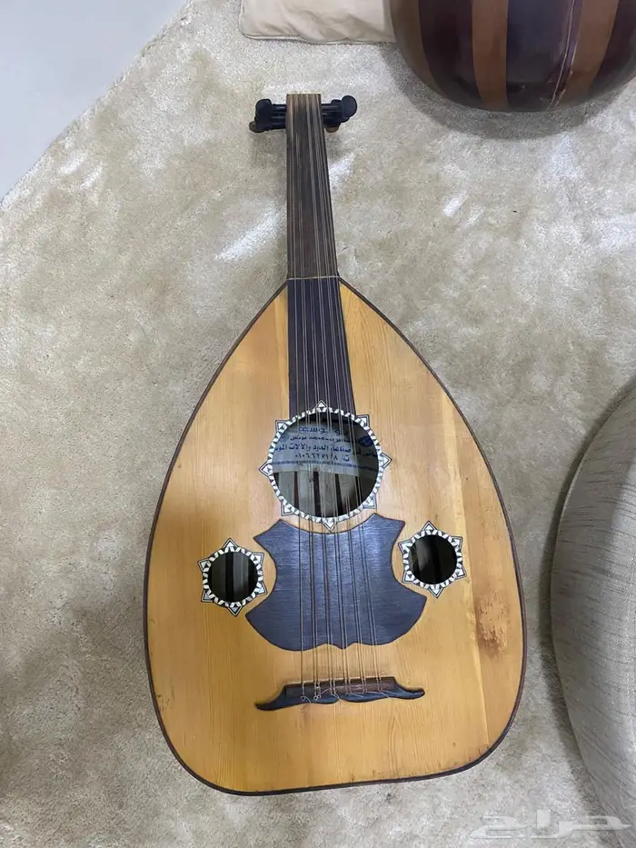 عود موسيقي 2