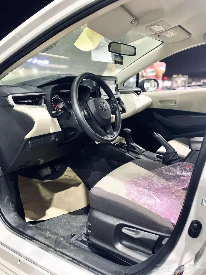 تويوتا كورولا XLI 2.0 سعودي موديل 2025 كاش وتمويل 11