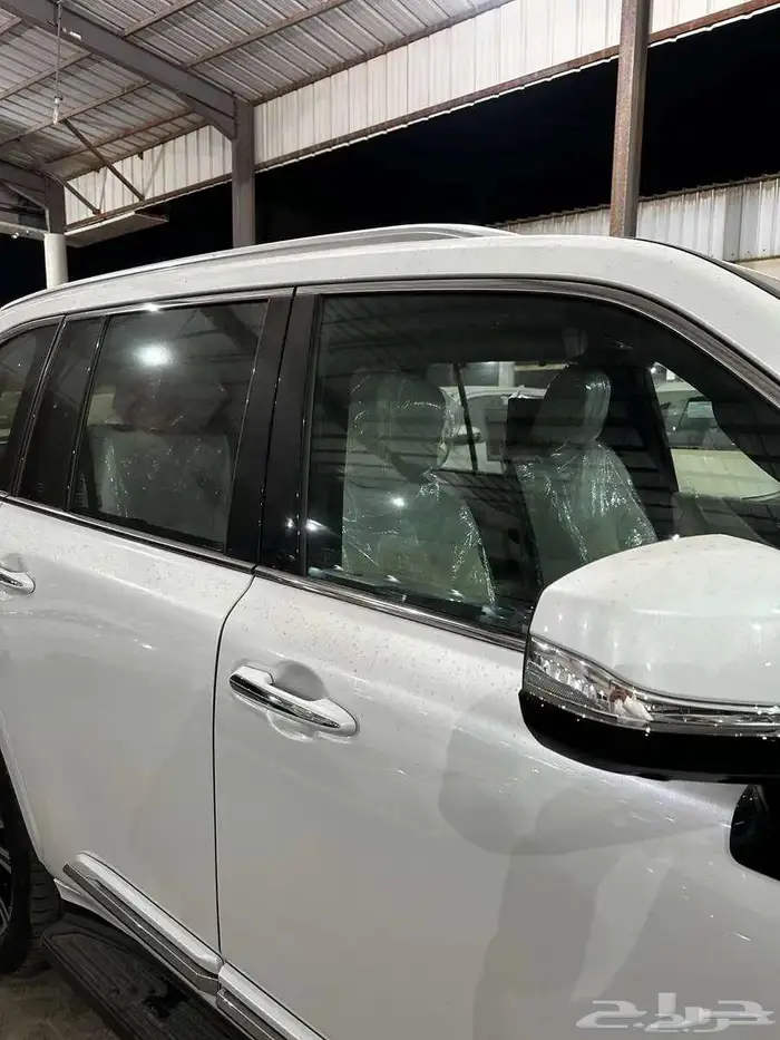 لكزس LX600 سعودي بطاقة 2024 ابيض اوف وايت 2