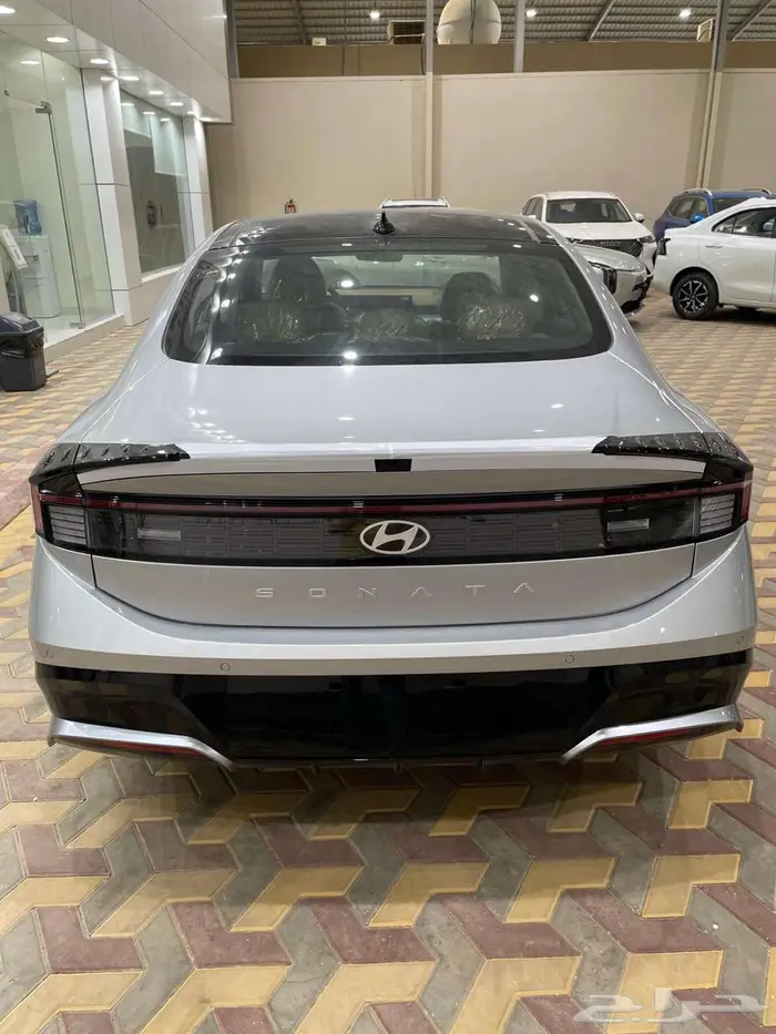هونداي سوناتا كومفورت موديل 2025 بسعر 113900 بالضريبه 8