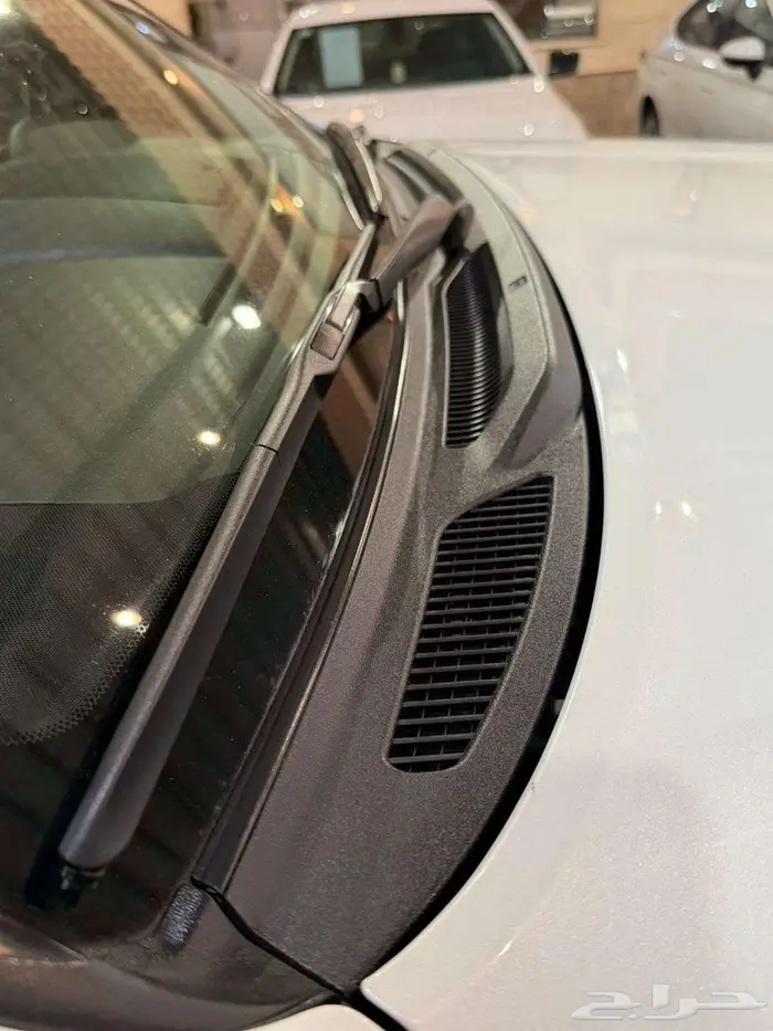 للبيع جيب VXR 2010 سعودي عداد قليل ( مخززنه ) 8