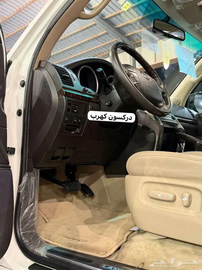 للبيع جيب VXR 2010 سعودي عداد قليل ( مخززنه ) 44