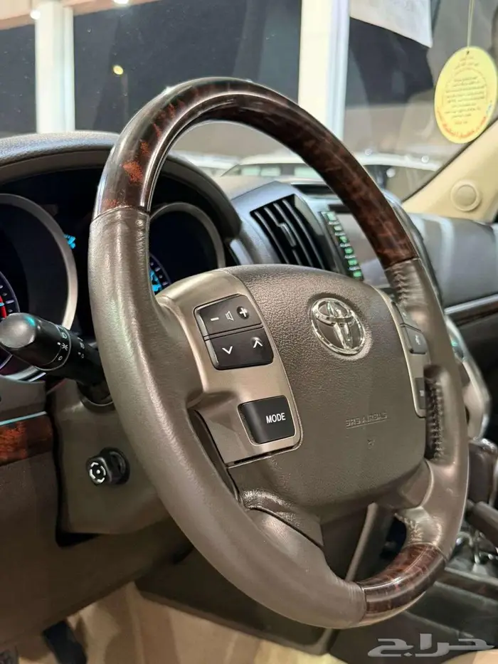 للبيع جيب VXR 2010 سعودي عداد قليل ( مخززنه ) 54