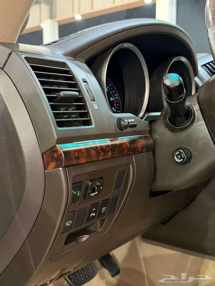 للبيع جيب VXR 2010 سعودي عداد قليل ( مخززنه ) 56